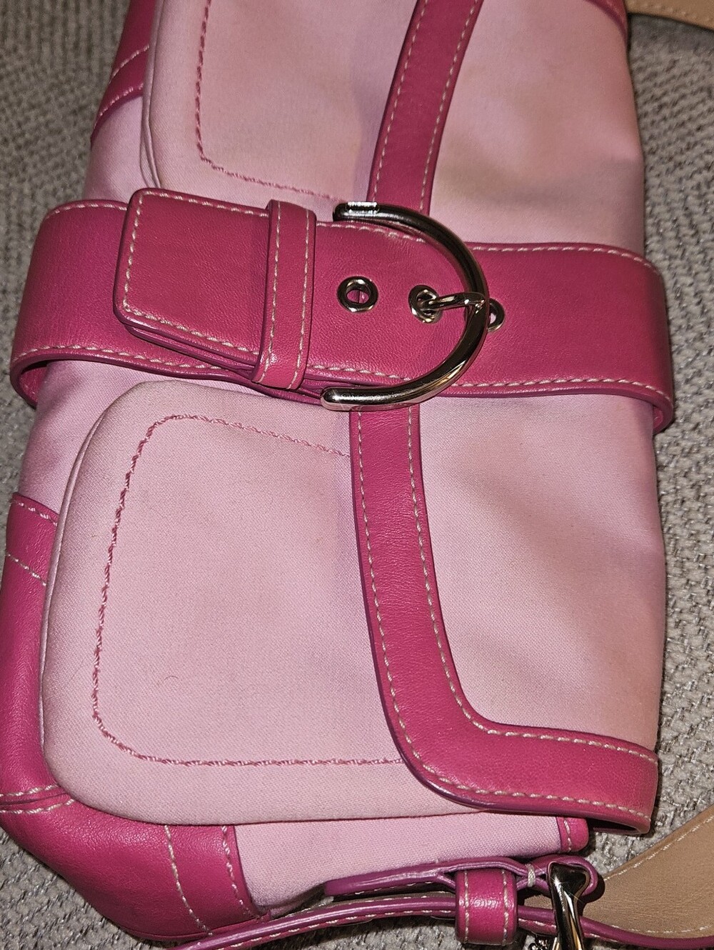 Vintage Coach Y2k Soho Pink Nylon Leather Trim Shoulder Bag Barbie Core - Picture 3 of 13